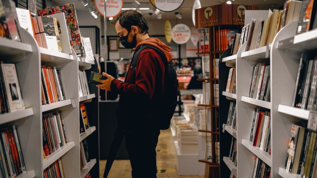 manhattans-best-bookstores-in-2024-body-image-1